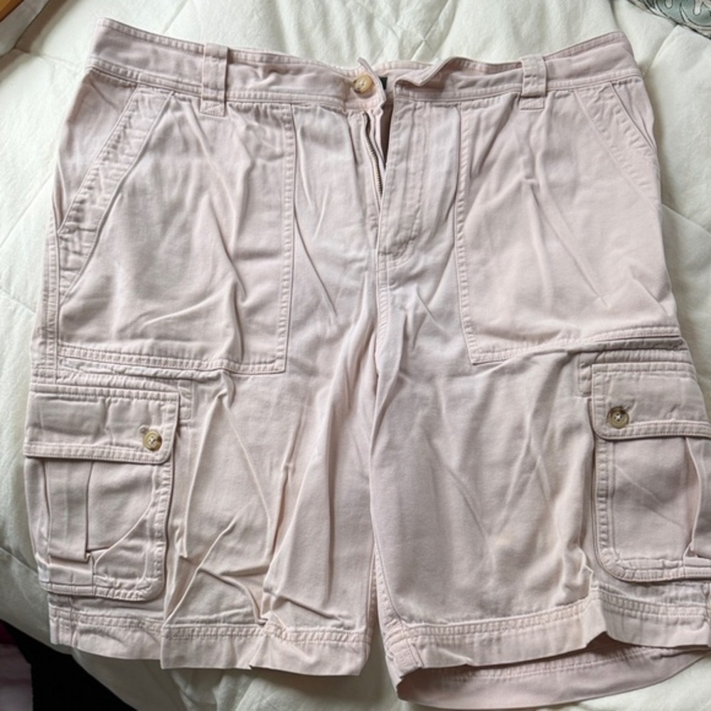 Lauren Ralph Lauren Pale Pink Cargo Shorts with Utility Pockets